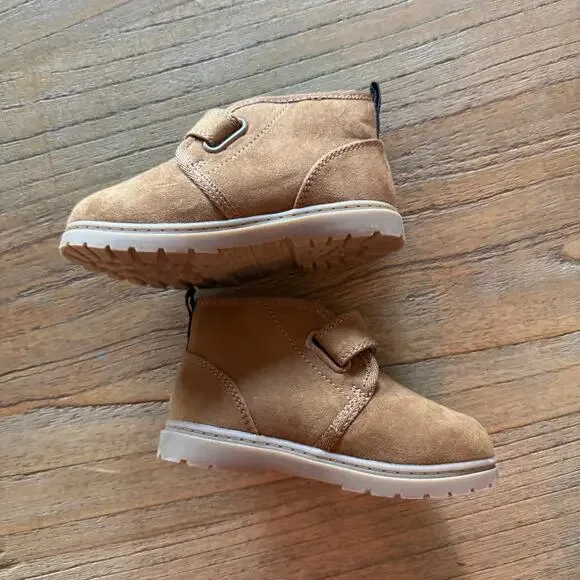 Cat & Jack Toddler Boy Magnus Boots - Size 8 - Picture 1 of 6